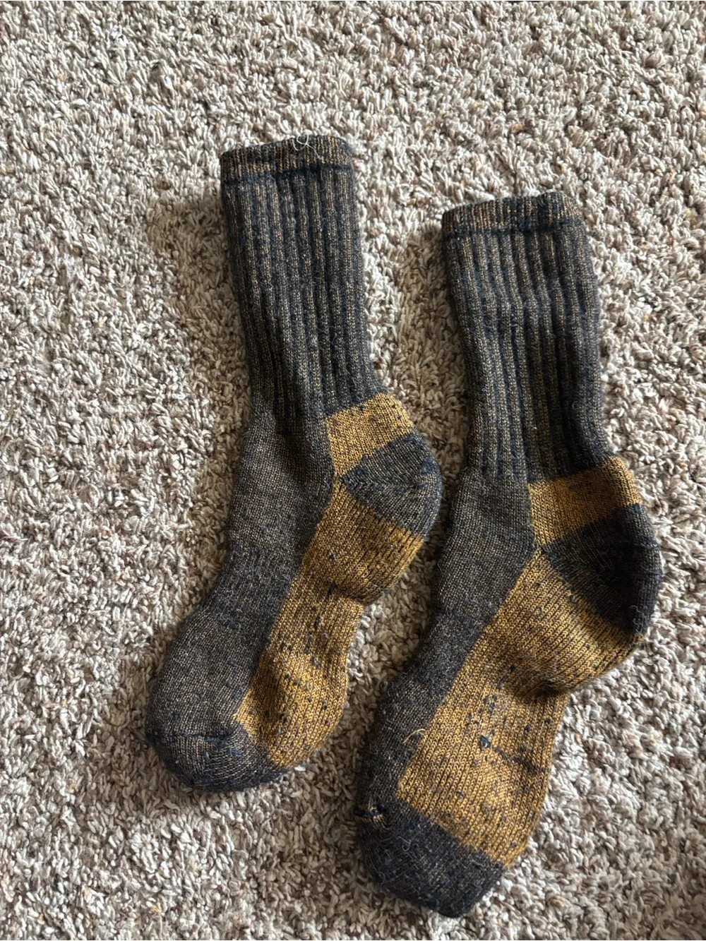 Men's Cushioned Crew Athletic Socks - Gray and Gold